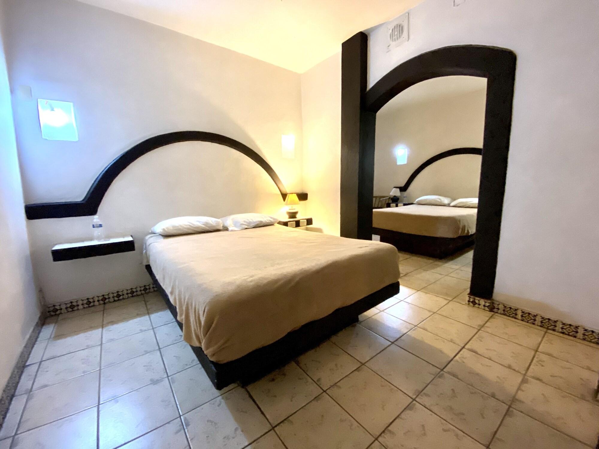 Hotel Plaza 莫雷利亚 外观 照片